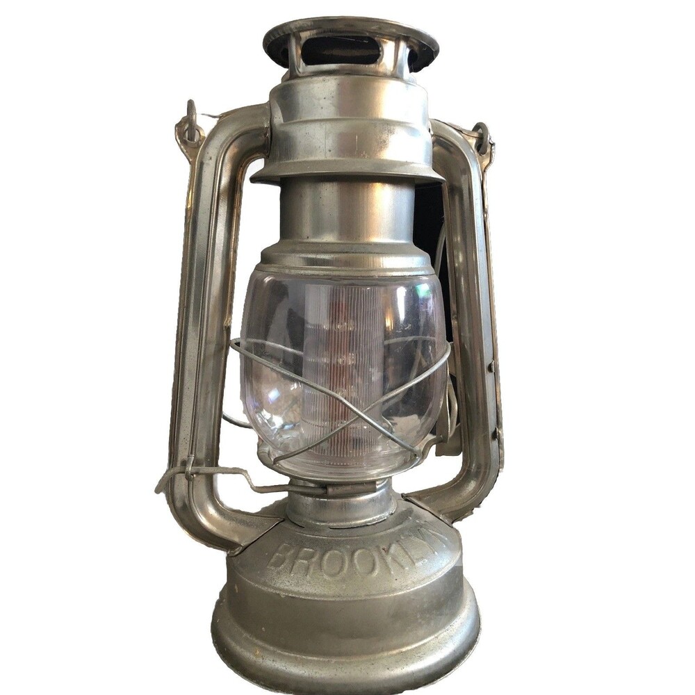Olde Brooklyn Vintage-Style Lantern LED Light Battery Powered Dimmable Works